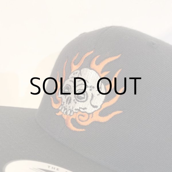 画像2: GxBxT SNAP BACK CAP "SKULL FIRE" (2)