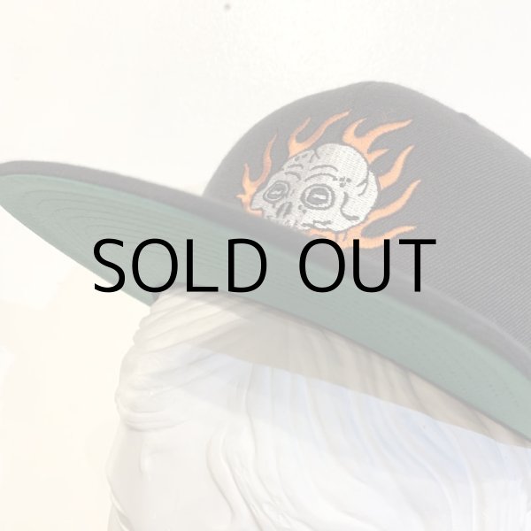 画像4: GxBxT SNAP BACK CAP "SKULL FIRE" (4)