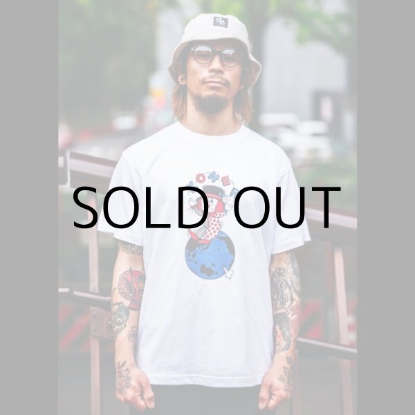 画像10: IBU T-SHIRT "Play on this insane world" (10)