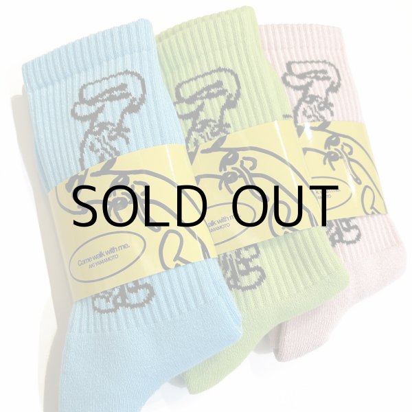 画像2: AKI YAMAMOTO × THE CHILDHOOD HOME socks "COME WALK WITH ME" (2)
