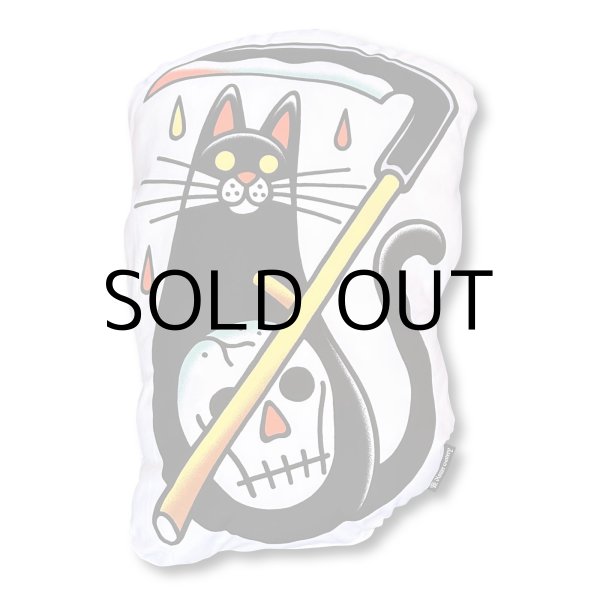 画像1: ILLSYNAPSE PILLOW DOLL "KARMANEKO" ※9月中旬お届け予定 (1)