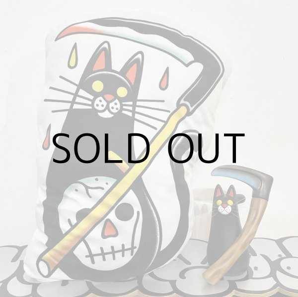 画像4: ILLSYNAPSE PILLOW DOLL "KARMANEKO" ※9月中旬お届け予定 (4)